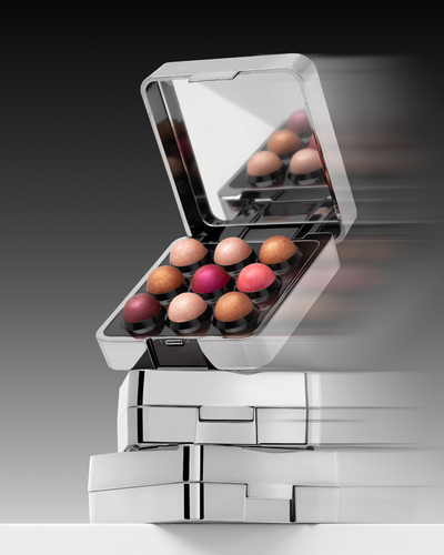 Ballet Beam Highlighting Pearls
